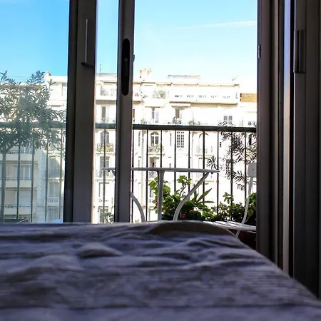 Escapade 8 Nice
